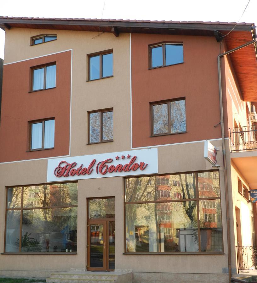 Hotel Condor Oravita Exterior photo