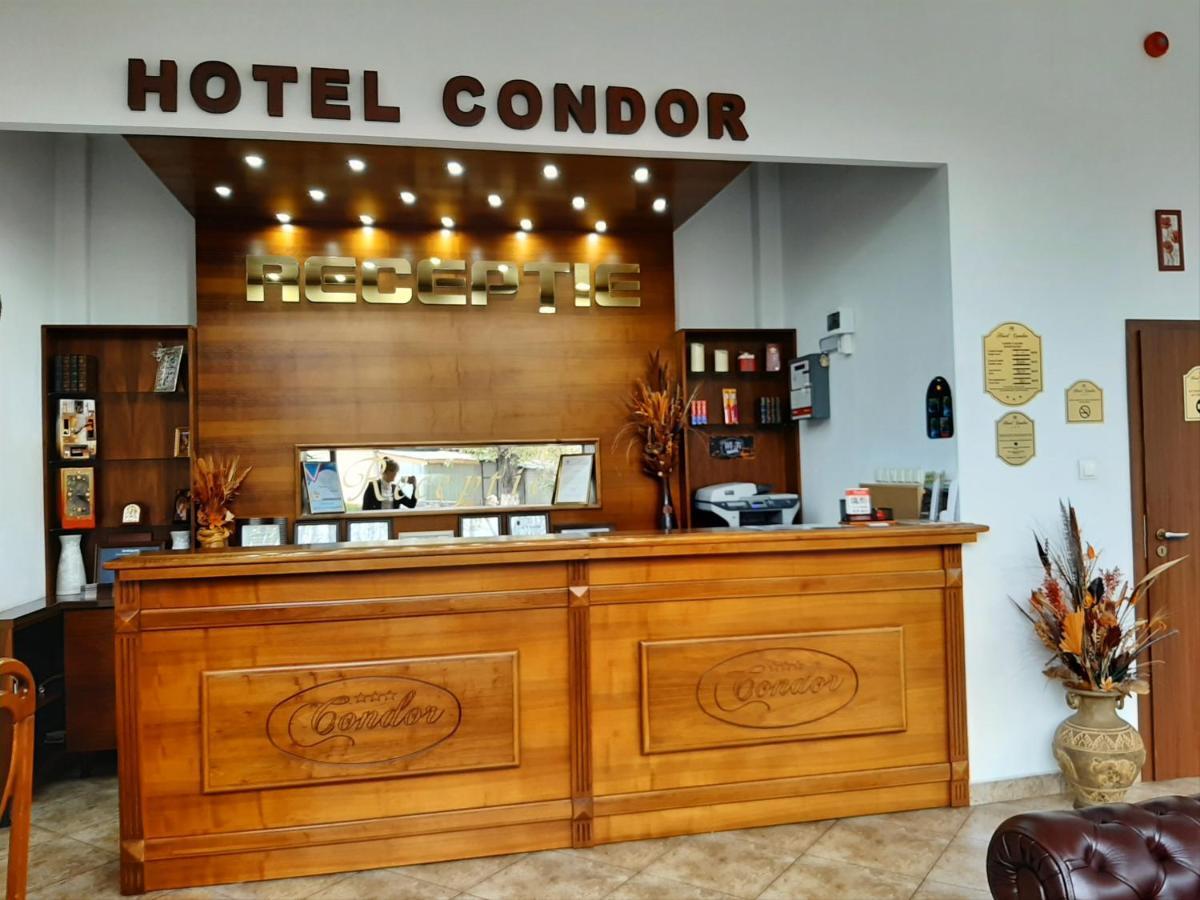 Hotel Condor Oravita Exterior photo